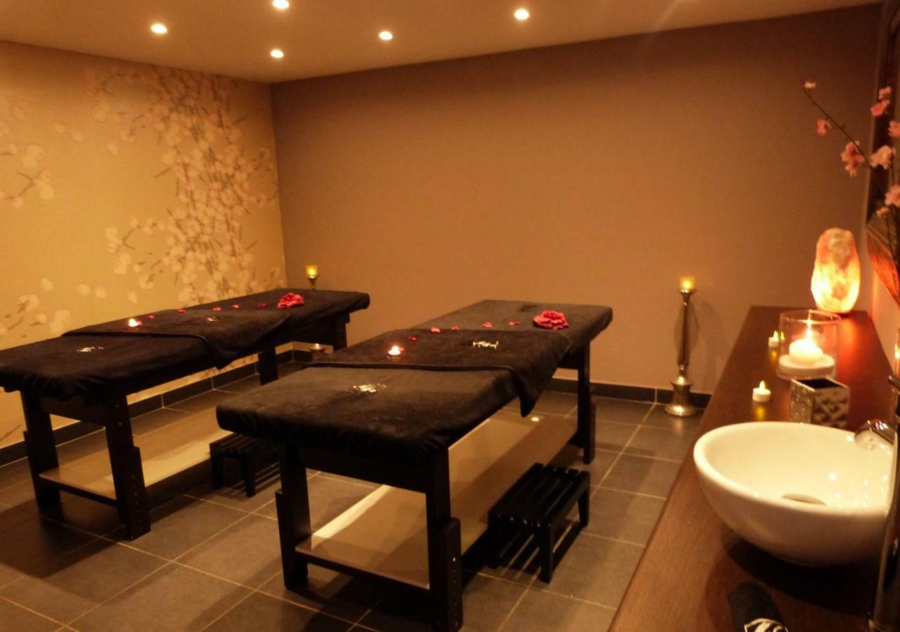 Ax Hotel Spa & Restaurant شورْج المظهر الخارجي الصورة